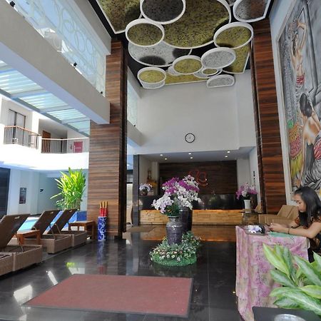 Ping Hotel Seminyak Kültér fotó