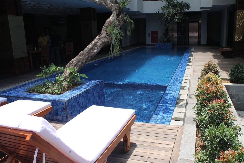 Ping Hotel Seminyak Kültér fotó