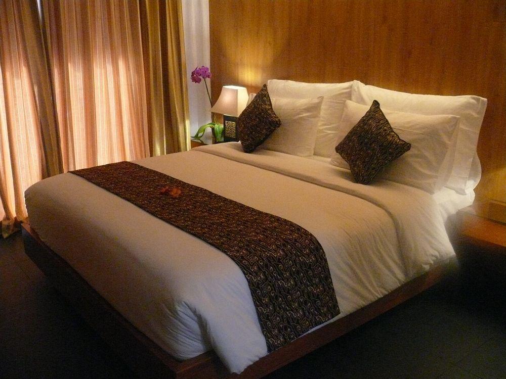 Ping Hotel Seminyak Kültér fotó